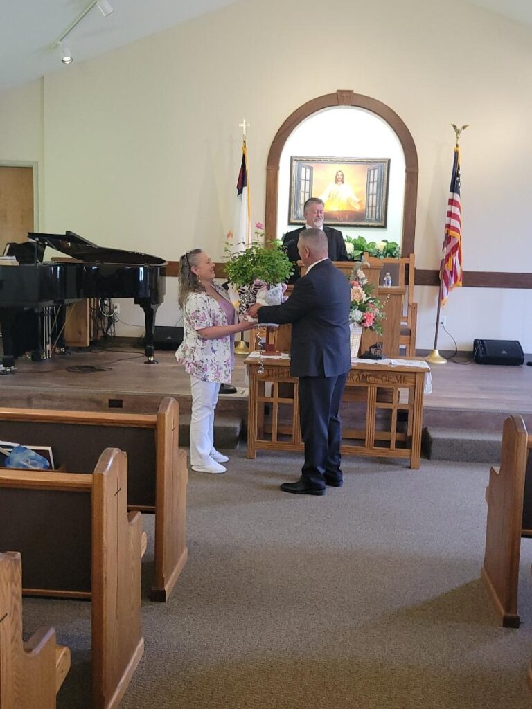 2025 Mother's Day recepient